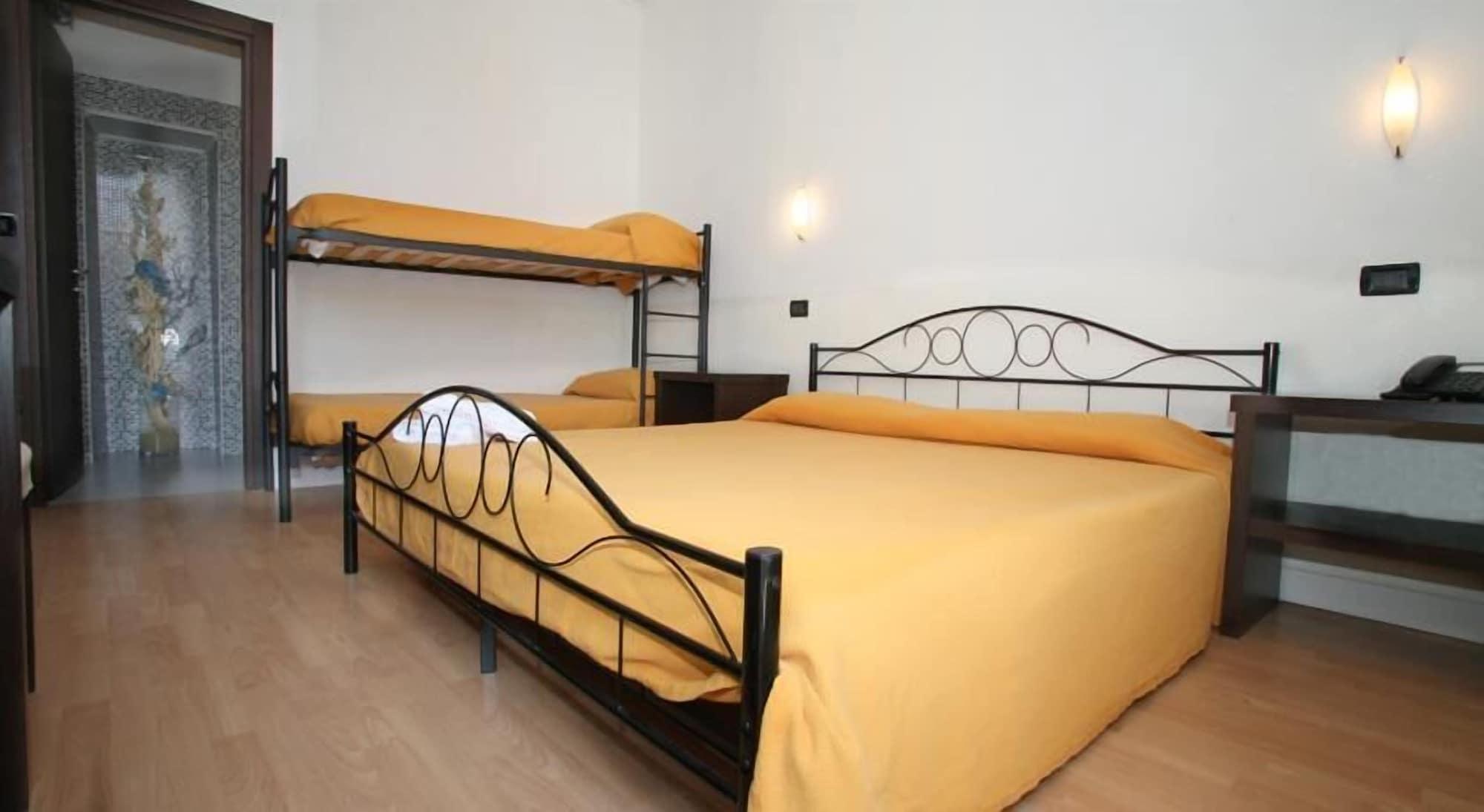 Guest house Memole 3*